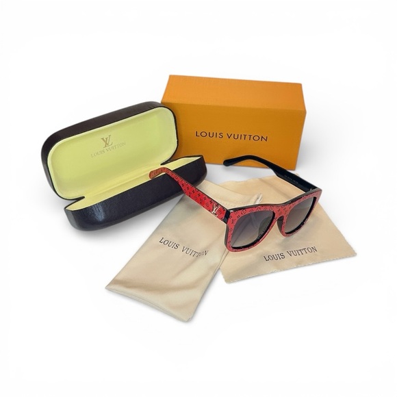 Louis Vuitton Blade Sunglasses LV Red and Black with Gold Accents - Picture 2 of 9